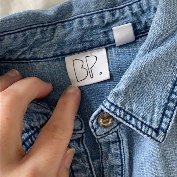 BP. 100% cotton Light Wash Denim Chambray long sleeve Top size small - Picture 7 of 9